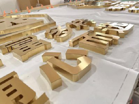 南通拉丝不锈钢字的特点。